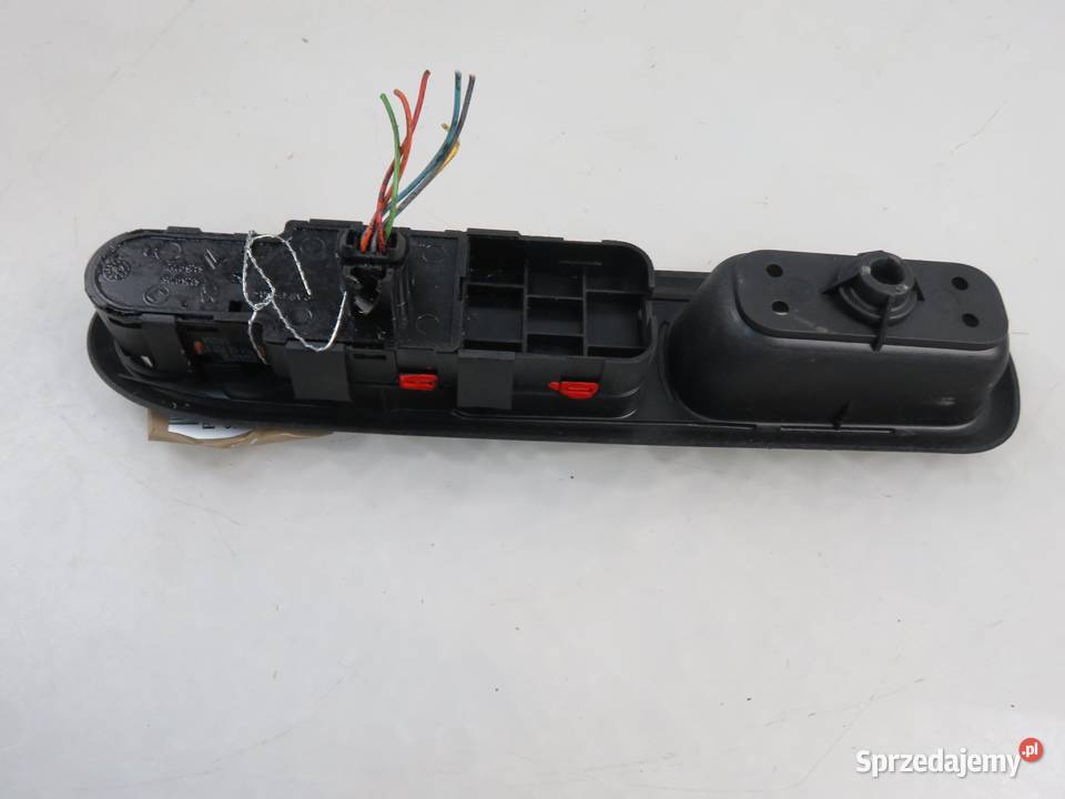 PANEL SZYB PEUGEOT 407 SW 96468705XT