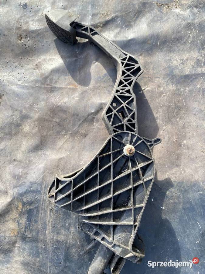 Pedał sprzęgła Audi TT 1K2721318D kompatybilny z osobowe Pozostałe Ostrów Wielkopolski sprzedam