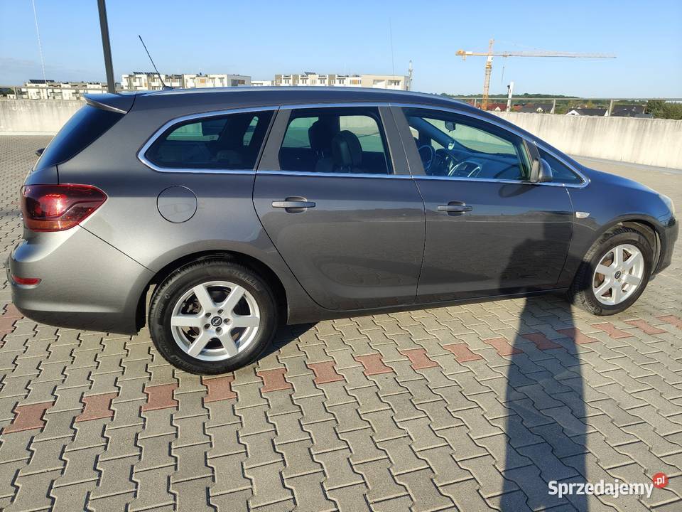 Opel Astra J Sports Tourer Kombi 14 Turbo 140 immobilizer Astra Oława