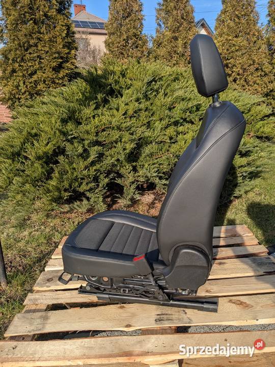 Fotele kanapa tapicerka Alfa Romeo Giulia Syrynia