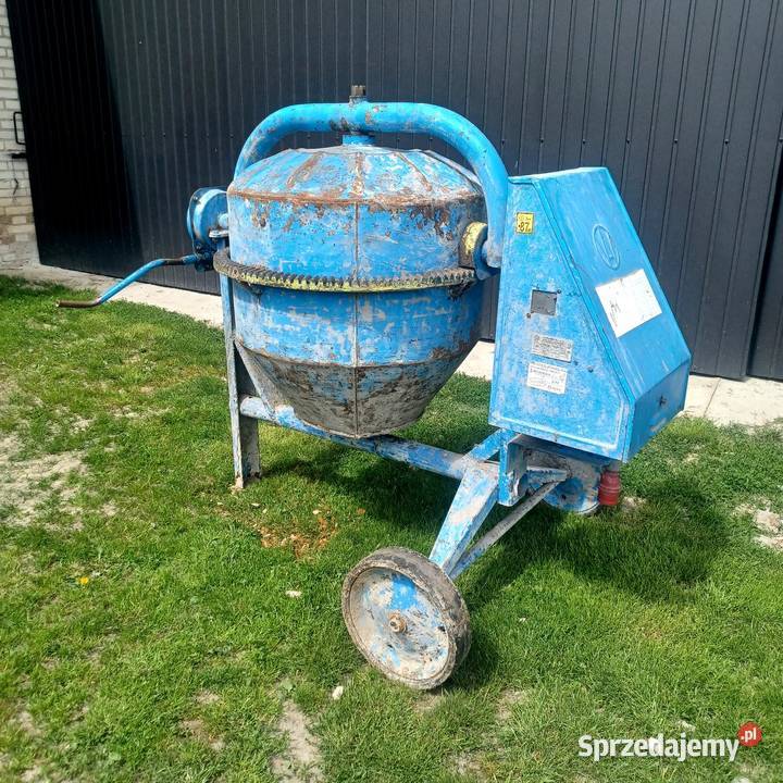 Betoniarka Agro Wikt 200 L Piaski