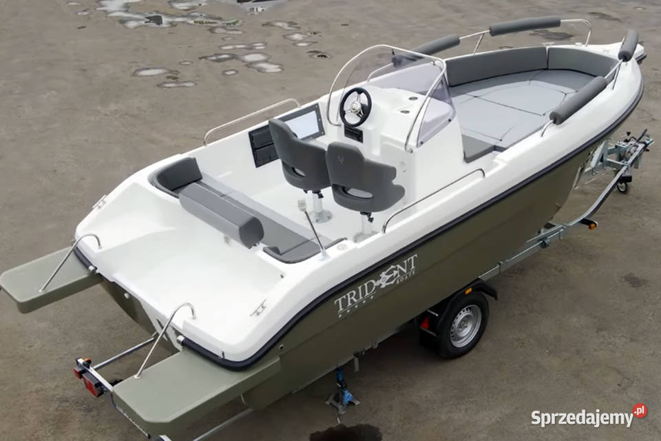 ŁÓDZ MOTOROWA 630 SUNDECK Z PRZYCZEPĄ DMC1500 warmińsko-mazurskie sprzedam