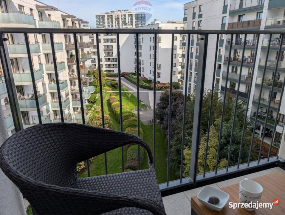 Mieszkanie na wynajem NowakaJeziorańskiego balkon Warszawa