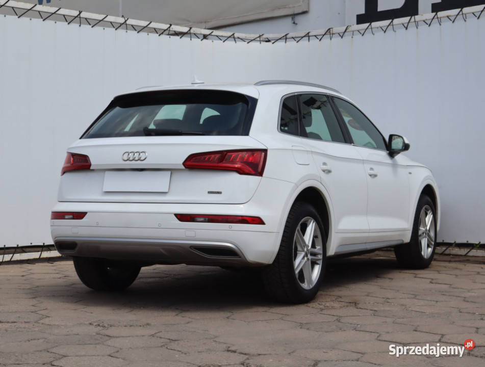 Audi Q5 35 TDI gniazdo USB