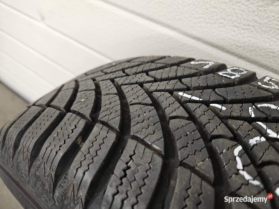 1 18560 R15 84T Semperit SpeedGrip 5 770mm 2022r Katowice