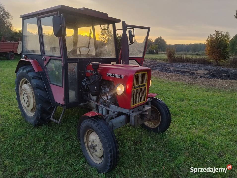 Ciągnik rolniczy C 330 Radom
