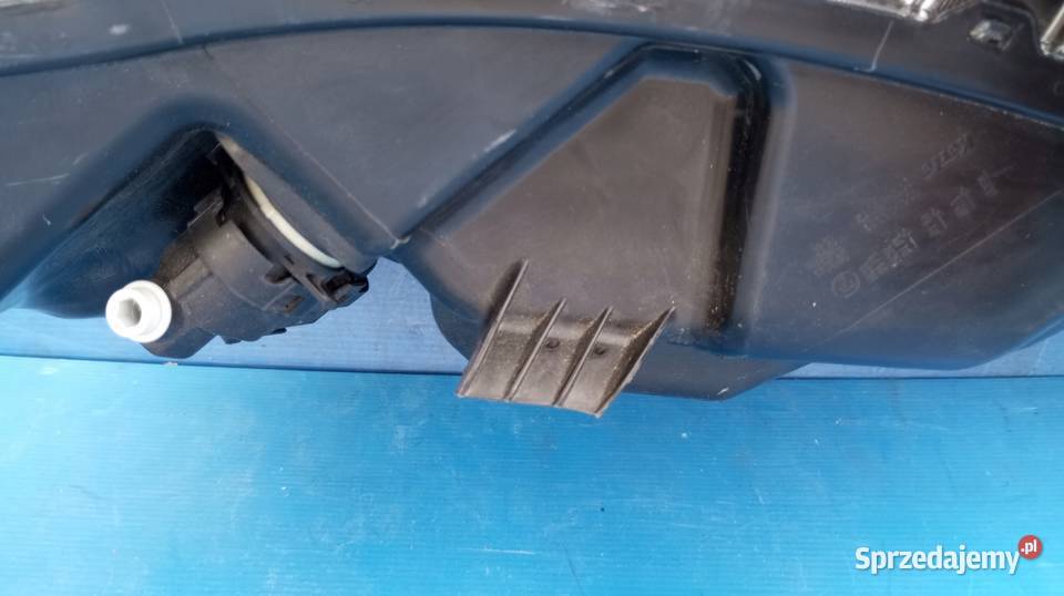 LAMPA LEWY PRZÓD REFLEKTOR EU LED 10019011 osobowe Lampy przednie wielkopolskie Nowy Tomyśl