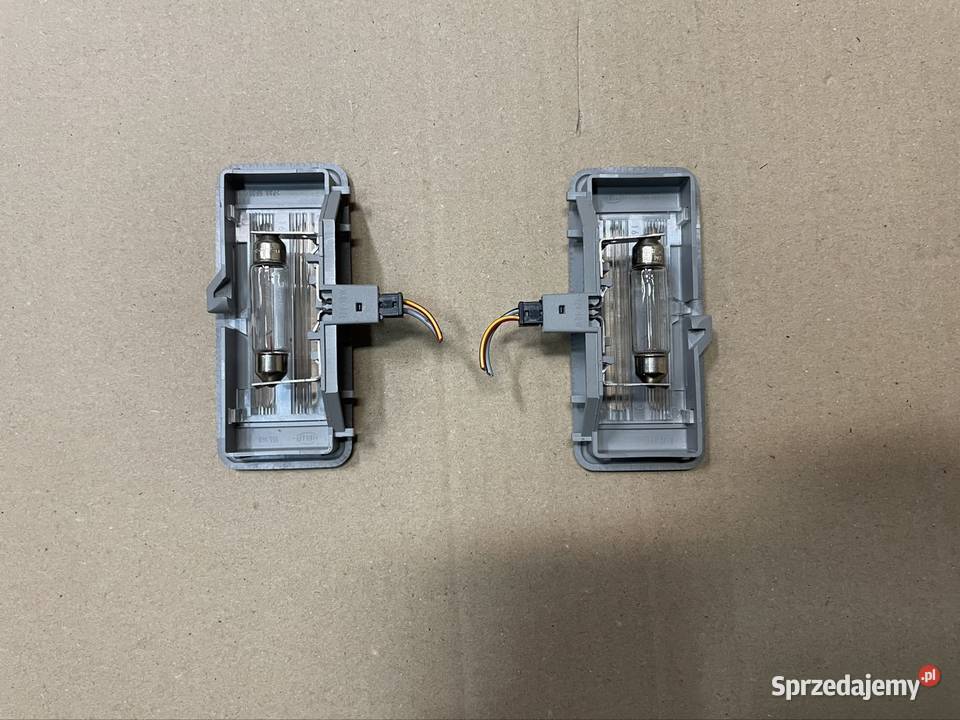 6962011 lampka podsufitki bmw 3 e90 e91 Szczecin sprzedam