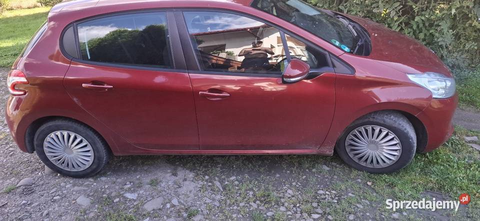 Peugeot 208 12 benzyna 82KM małopolskie Szymbark