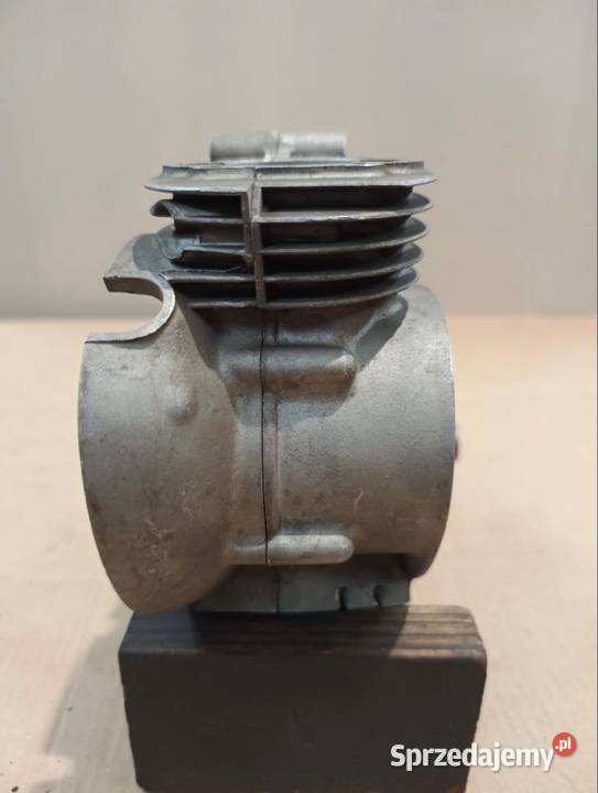 Nowe kartery silnik Simson SR1 SR2 Suhl Schwalbe Łęki Górne