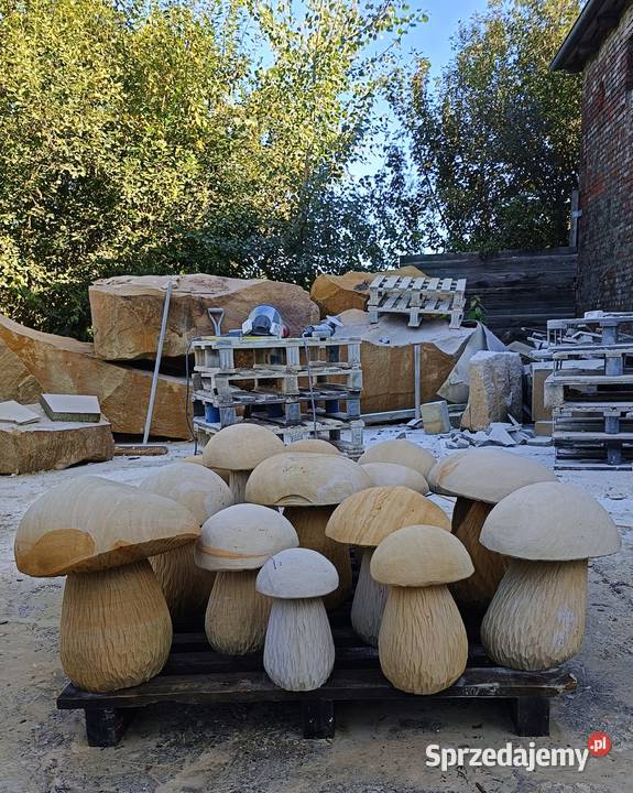 Rzeźby grzybów z piaskowca kamień naturalny