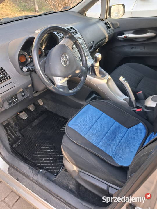 Toyota Auris silnik 16 benzyna 2007