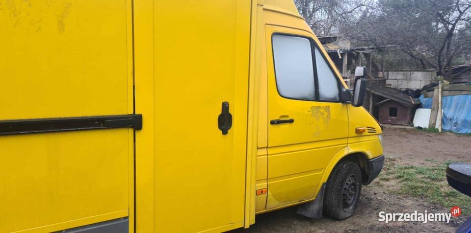 Mercedes Benz Rok produkcji 2002 Mercedes-Benz Piotrków Trybunalski