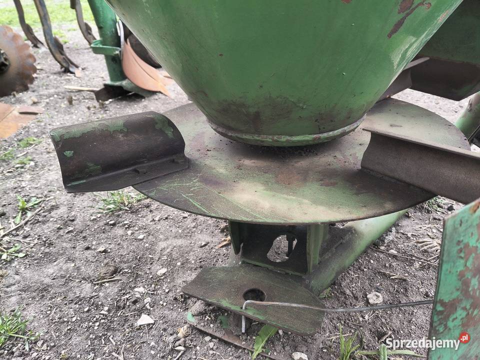Rozsiewacz w stanie świętokrzyskie Leszcze