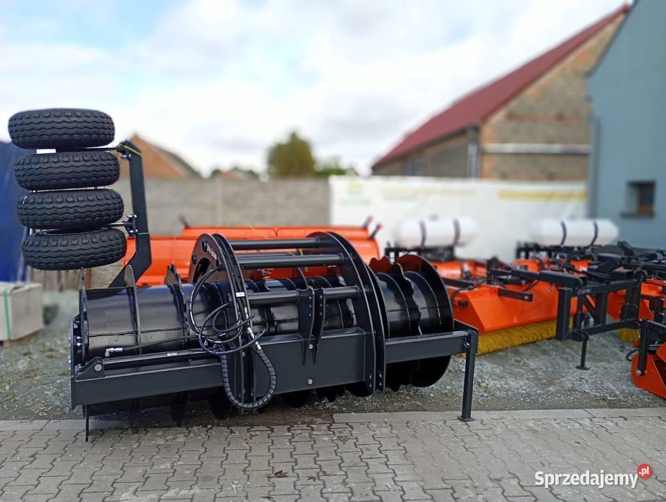 Wał Pryzmowy MT2 z bocznym dociskiemMetal Legnica