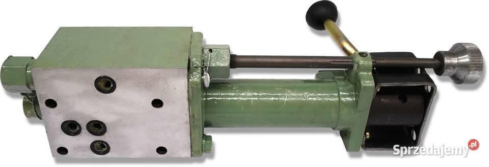 TŁOK Cylinder Podnośnika C330 Rozdzielacz Hydraulika Solec Kujawski