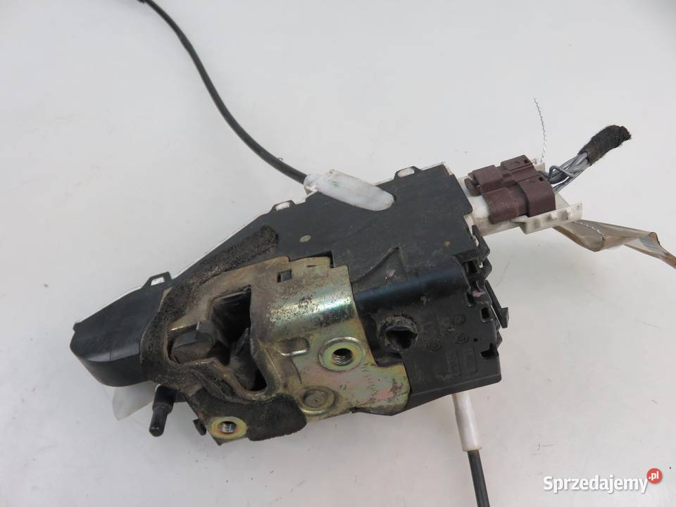 ZAMEK LEWY PRZEDNI PEUGEOT 407 9681333380 osobowe