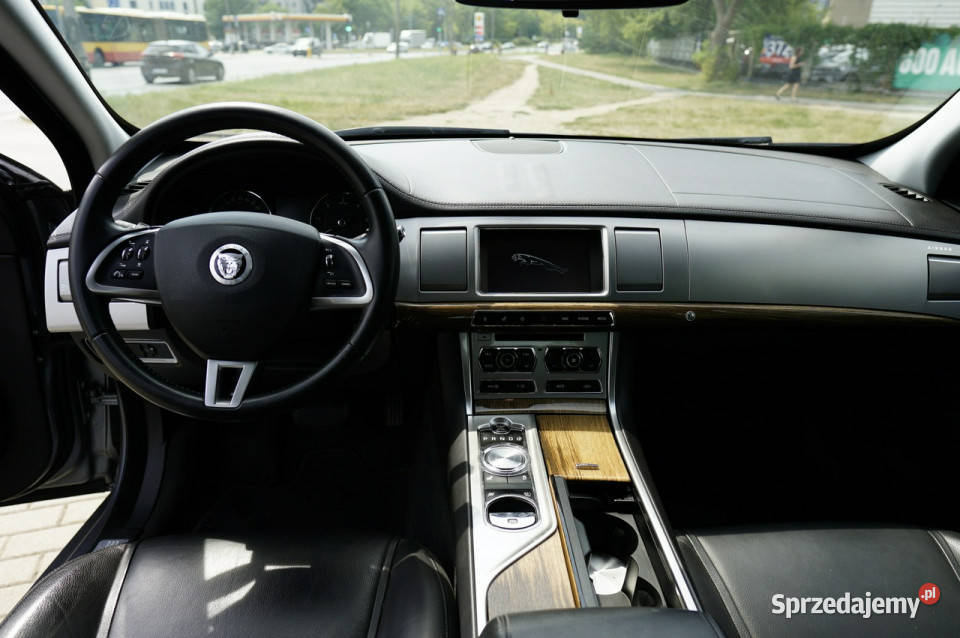 Jaguar XF 30d Luxury ze Szwajcarii X250 20072015 światła LED Warszawa sprzedam