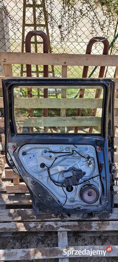 Drzwi lewy tył VW Passat B5 kombii 1998r Drzwi Luzino sprzedam