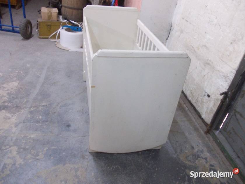 Stara drewniana kołyska łóżeczka dziecięce Łóżka Meble Bielsko-Biała