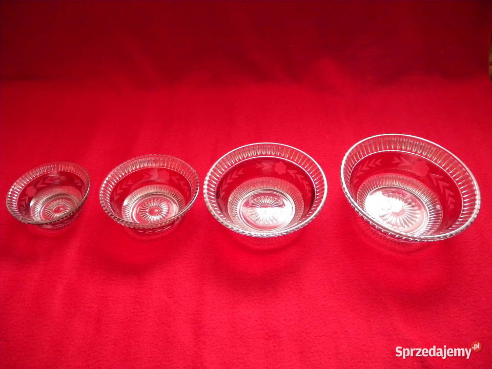 Salaterki komplet 4 sztuki Ceramika i szkło Katowice sprzedam