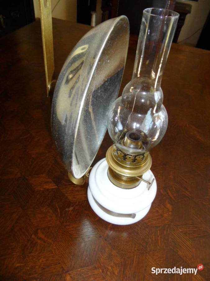 Zabytkowa lampa naftowa Antyki