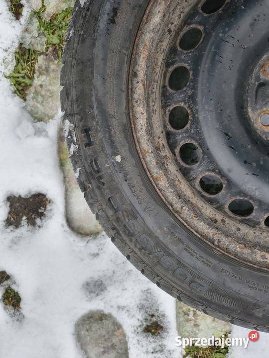 Felgi stalowe z oponami zimowymi R16 Garwolin