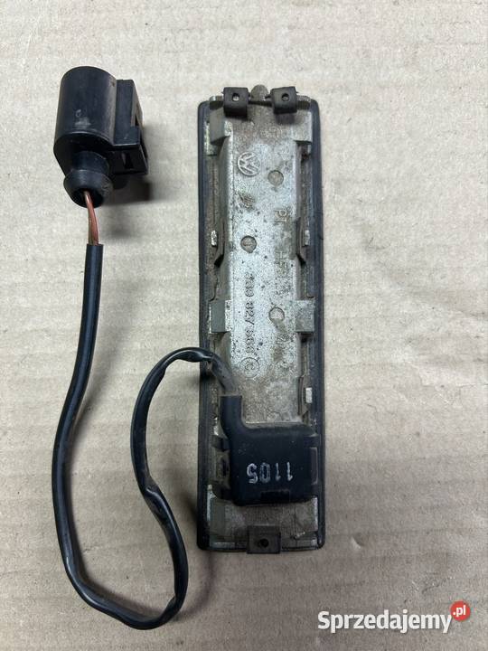 Przycisk klamka mikrostyk klapy Passat b5fl osobowe Grudziądz