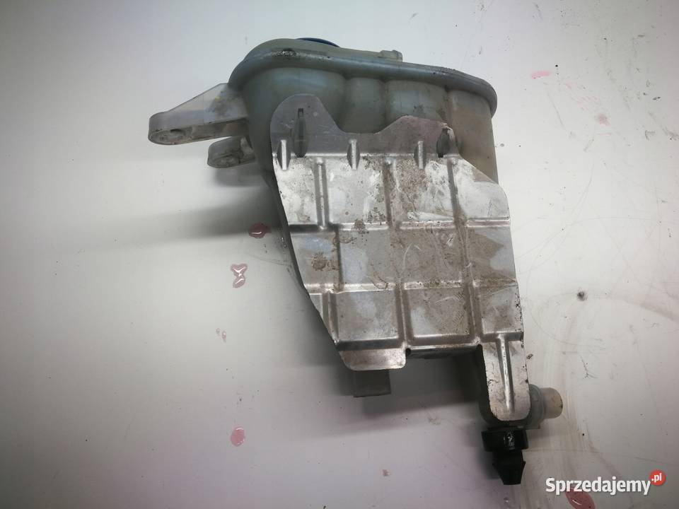 ZBIORNICZEK WYRÓWNAWCZY AUDI A4 A5 Q5 8K0121405A osobowe Zbiorniki wyrównawcze Przystajń