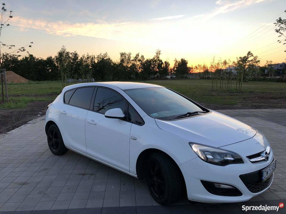 Opel astra j 2013