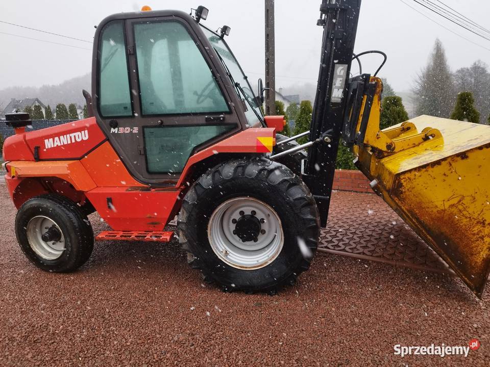 WÓZEK WIDŁOWY TERENOWY MANITOU M 302 Ryglice