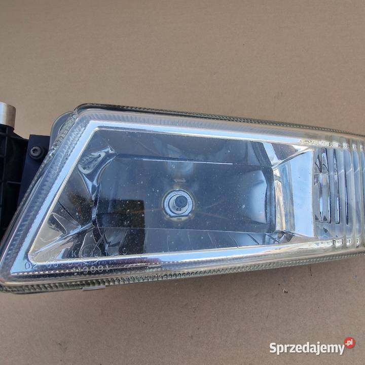 MAN TGX TG3 HALOGEN W ZDERZAK LEWY ORYGINAŁ Bieleń