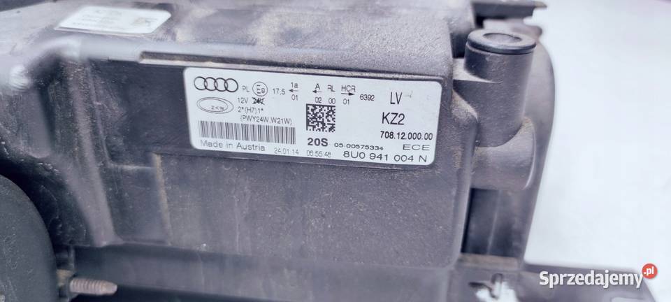 REFLEKTOR PRAWY ZWYKŁY AUDI Q3 8U 8U0941004N UK sprzedam