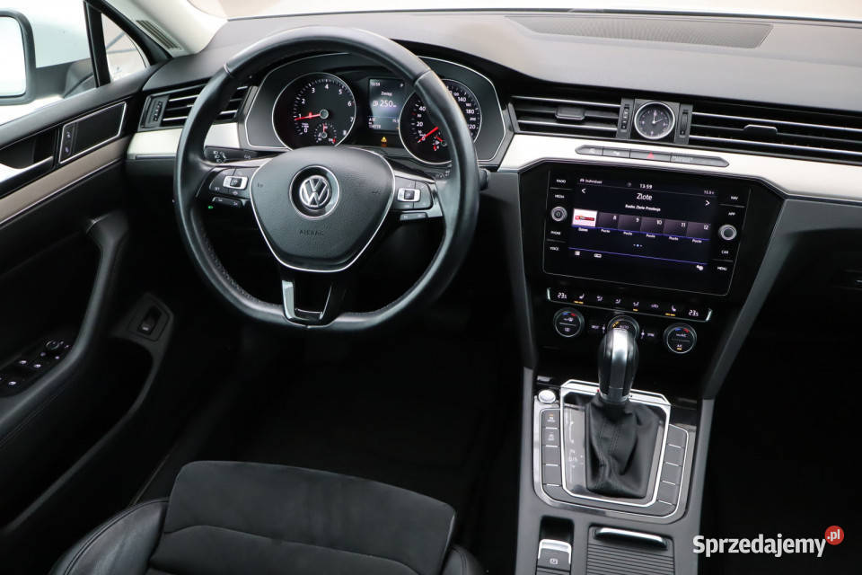 VW Passat 20 TSI asystent parkowania Zabrze