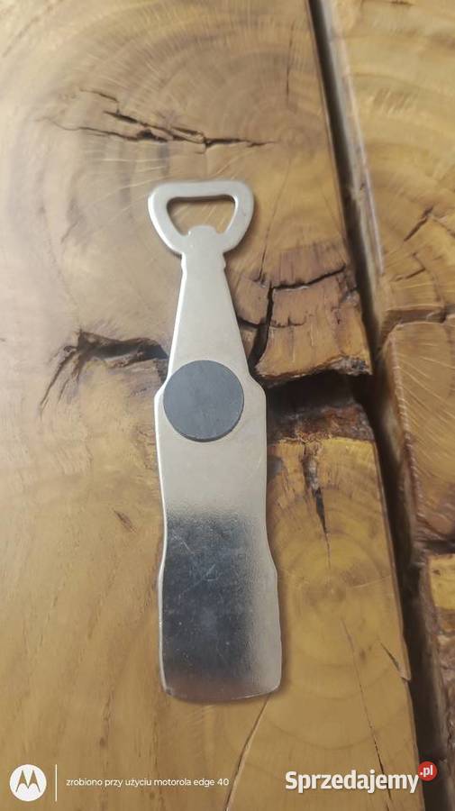Magnetyczny otwieracz do butelek