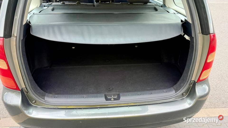 Sprzedam samochód Toyota Corolla e12 relingi dachowe Radom