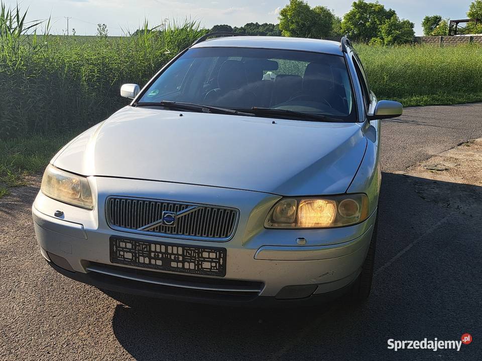 Volvo V70 24 benzyna 170 Manual CD Oleśnica