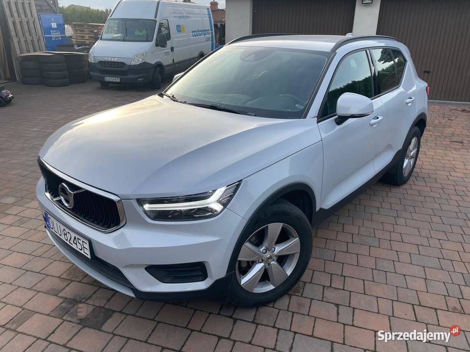 VOLVO XC40 Bezwypadkowe zarejestrowany