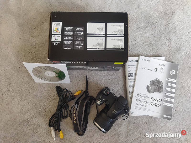 Aparat FUJUFILM S5600 Sanok