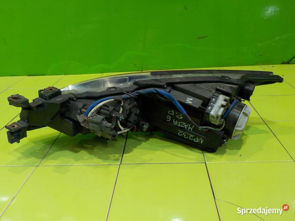 MAZDA 6 GH II 20 D 08r lampa prawa przod XENON Suków
