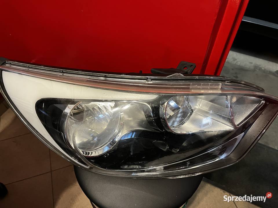 KIA RIO 3 LAMPA PRZEDNIA PRAWA Osiek sprzedam