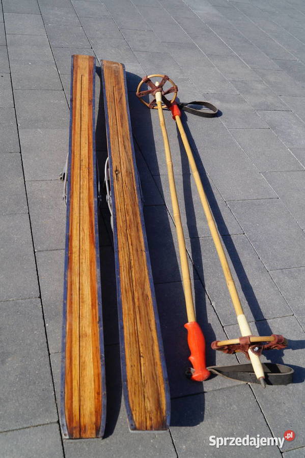 Stare narty drewniane 130 z kijkami