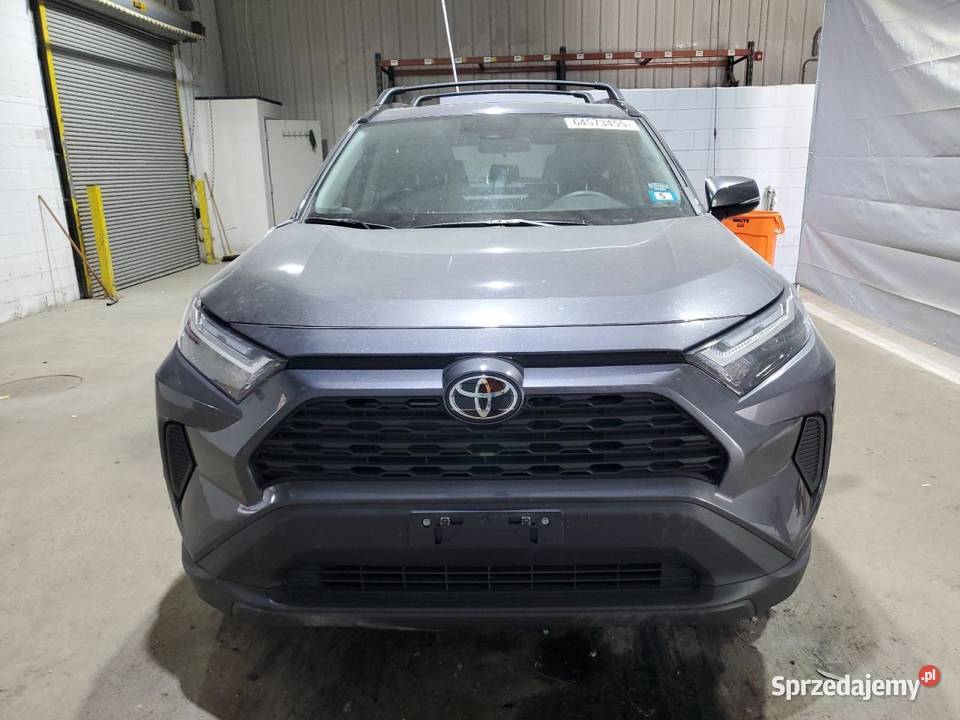 2025 TOYOTA RAV4 XLE do sprowadzenia śląskie Częstochowa