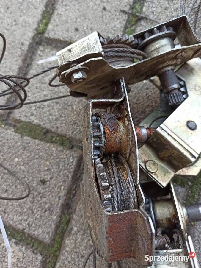 Podnośnik mechanizm opuszczania szyb Fiat 125p wielkopolskie Ostrów Wielkopolski