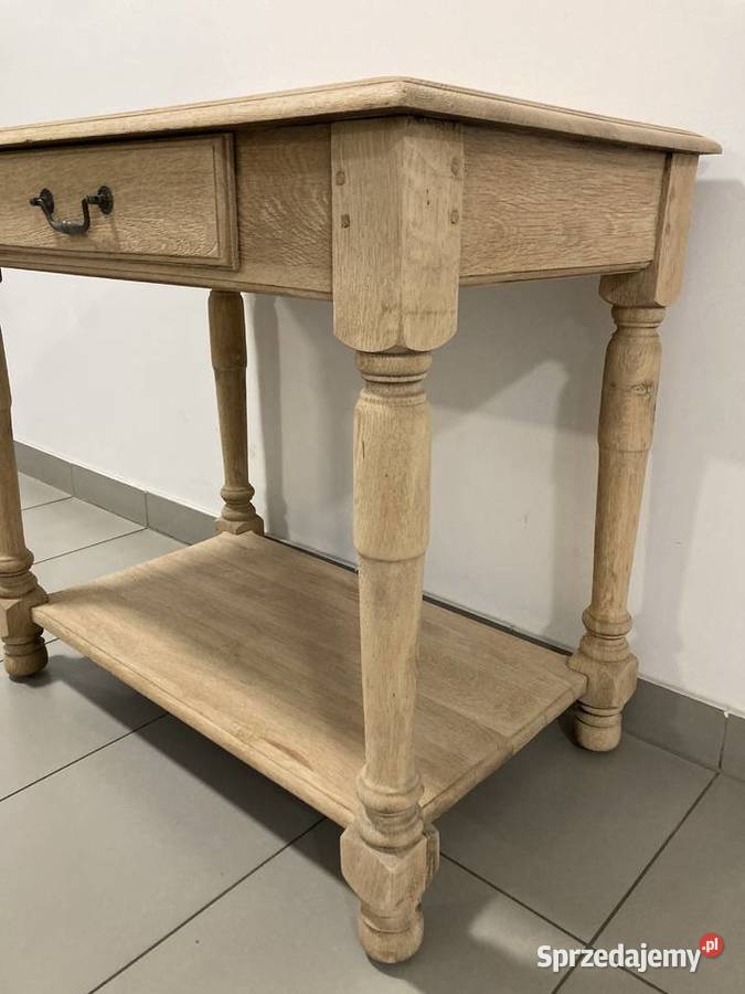Dębowa konsola
