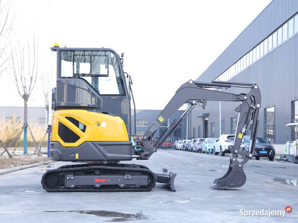 Minikoparka 3 t Mller Machinery MB 30 S silnik pełny VAT Pleszew sprzedam