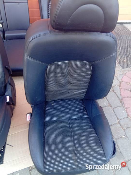 Wszystkie części do Peugeota 407 20HDI i Rok produkcji 2005 Radom sprzedam