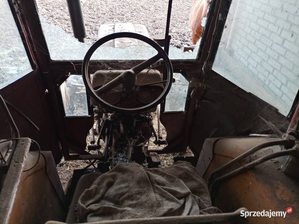 Sprzedam ciągnik c330 Andrzejewo