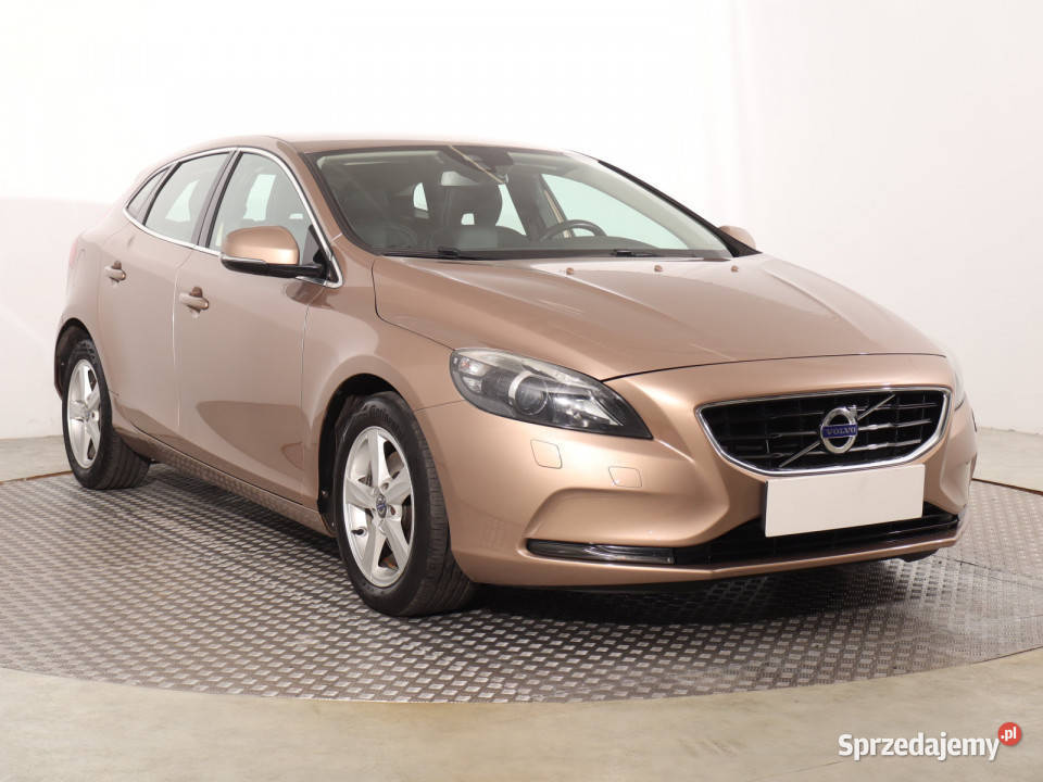 Volvo V40 16 T3 Rok produkcji 2014 Katowice