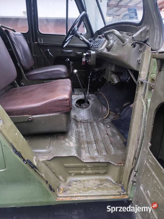UAZ 469B 1981r 24 70 Andoria 4C90 7 osobowy manualna Poznań